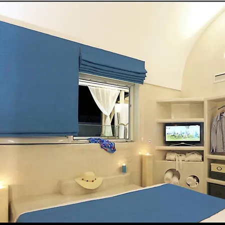 アパート Loft - Santorini Luxury Kamári